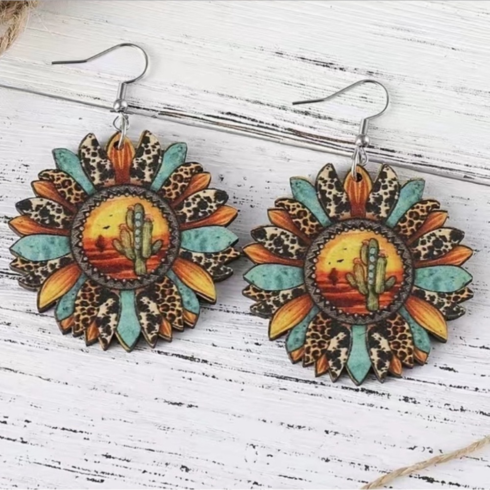 Colorful Sunflower Shape wooden  Pendant Drop Earrings Leopard Pattern